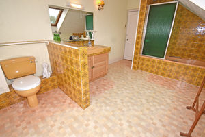 - click for photo gallery